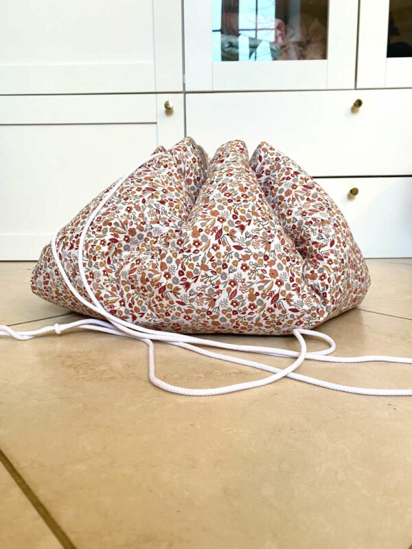 sac tapis de jeu fleuri