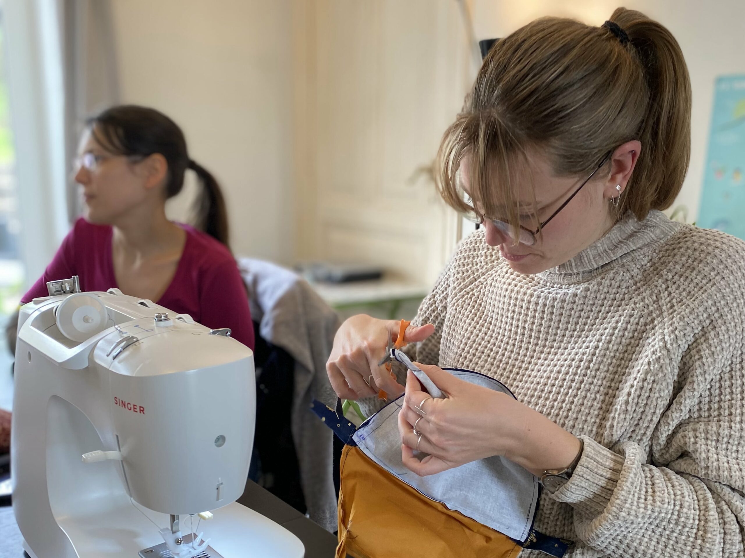 Atelier de couture en groupe